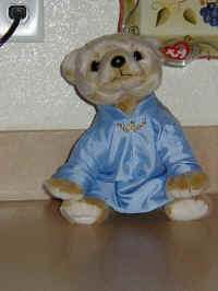 leggybear2.jpg (51357 bytes)